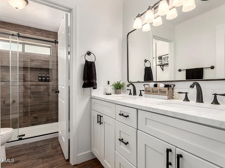 2041 E Marquette Dr — Photo 55
