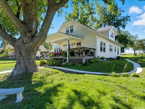 808 Maple St, Sidney, IA 51652