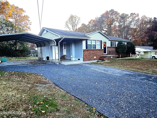 5055 Lake Circle Dr NE, Cleveland, TN 37312