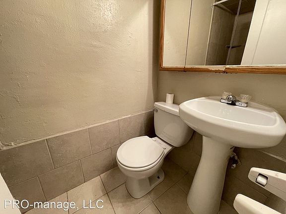 5th image of 700-B I St