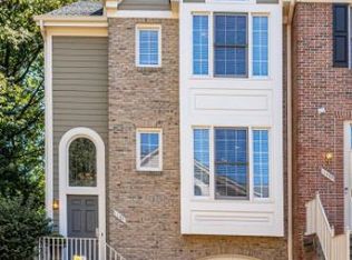 11401 Heritage Oak Ct, Reston, VA 20194