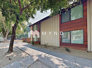 2222 I St APT 15, Sacramento, CA 95816