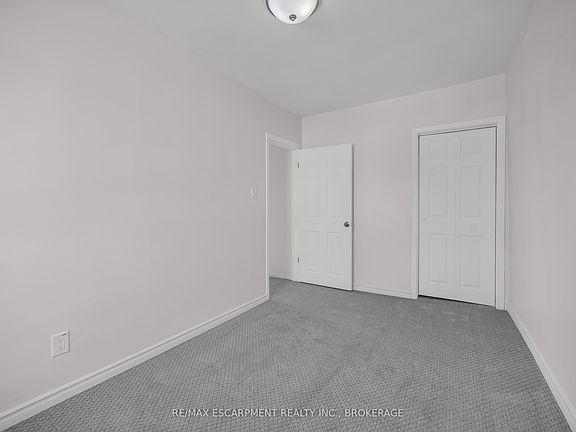 4th image of 7 Maitland St