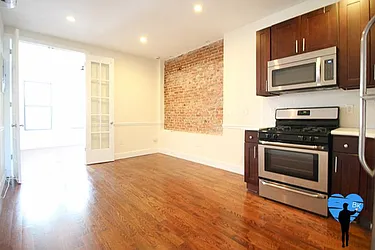 Rented by Next Door Realty NYC