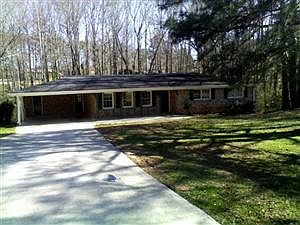 2nd image of 4813 Howard Dr
