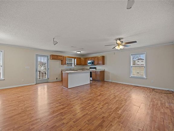 4th image of 1502 Gibbs Rd