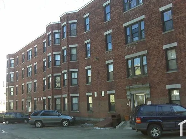 38 Salem St #12, Salem, MA 01970