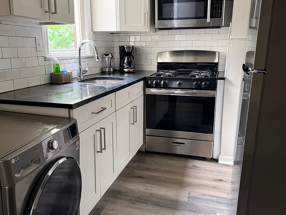 91 Myrtle Ave #1