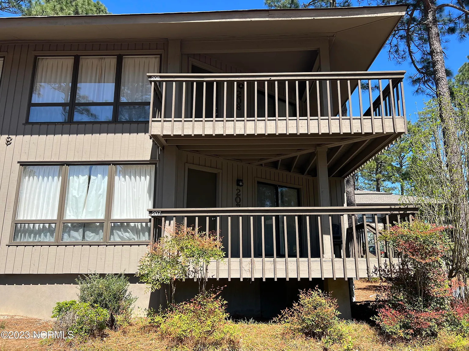 2 bed, 2.0 bath, $1,500 — Photo 1