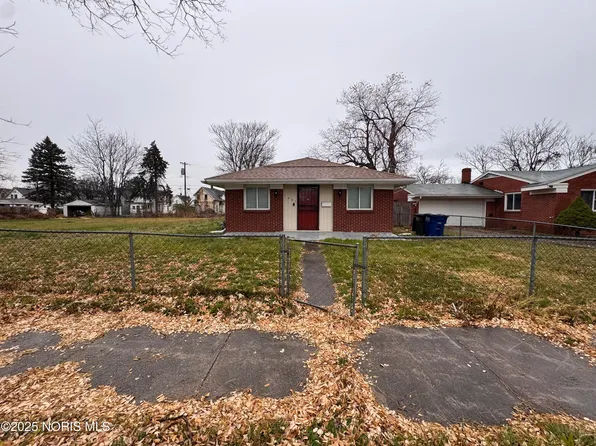 1431 Moore St, Toledo, OH 43608