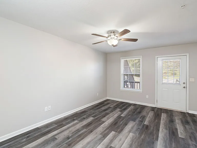 551 S Old Sevierville Pike #2 — Photo 4