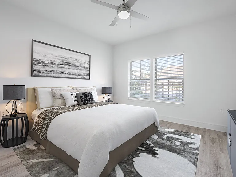 900 Conway Cir — Photo 5