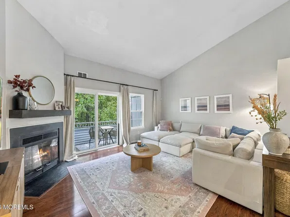 24 Dressage Court, Tinton Falls, NJ 07753