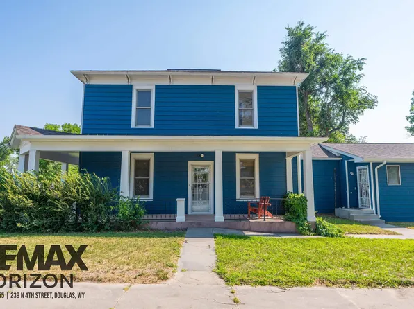 202 S 4th St, Douglas, WY 82633
