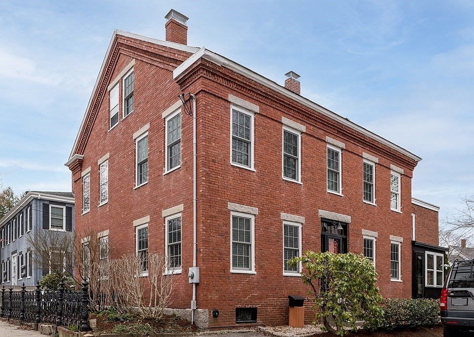 1st image of 18 Olive St