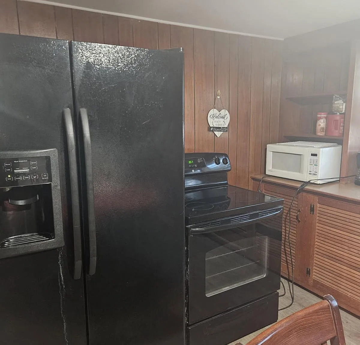 3 bed, 3.0 bath, 2000 sqft, $1,364 — Photo 4
