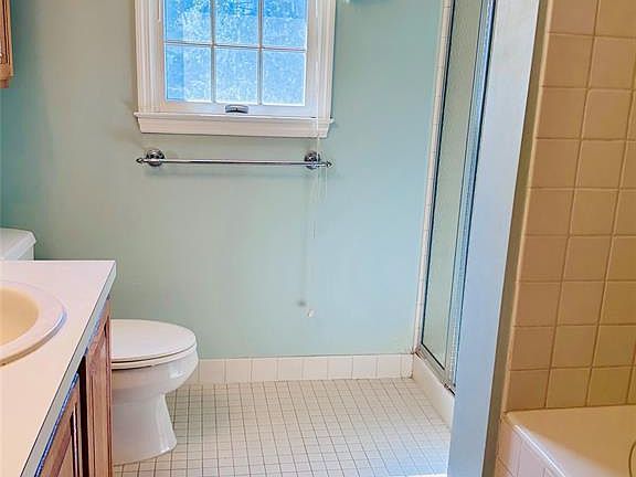 5th image of 70 Boulder Run Rd #203