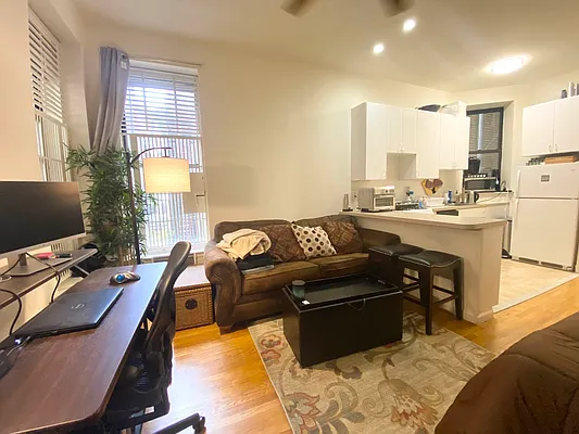 Rented by Manhattan Spaces | media 4