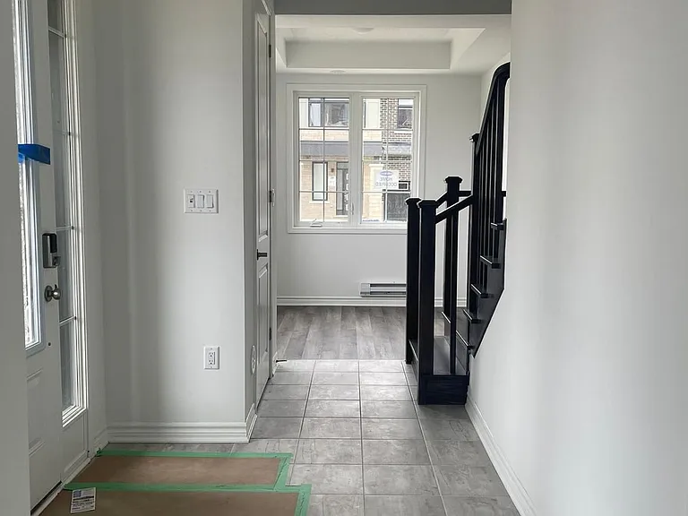 93 Keppel Cir — Photo 2