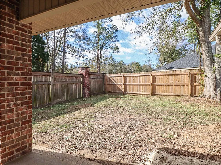 16509 Lexington Ct — Photo 28