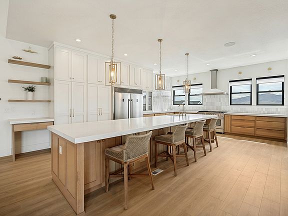 4th image of 9749 N Hibiscus Ln
