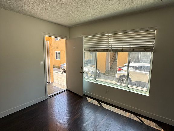 3rd image of 323 N Virgil Ave #3