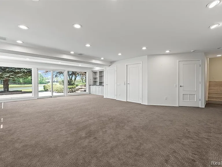 1762 Saint Johns Ct — Photo 29