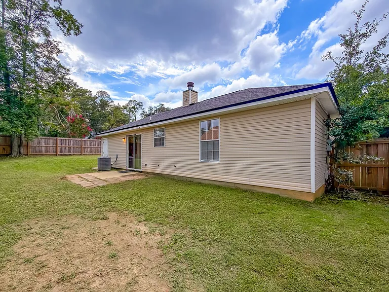 1367 Idlewild Dr — Photo 38