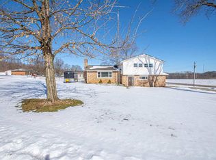 9500 Arnett Dr, New Paris, OH 45347