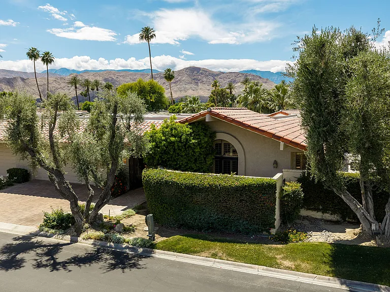 5 Stanford Dr — Photo 83