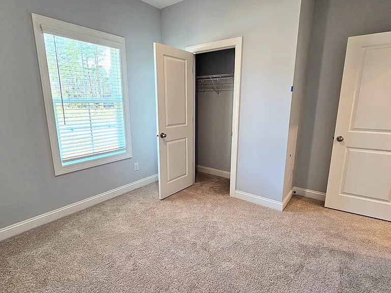 840 Bertwood Rd SW — Photo 12