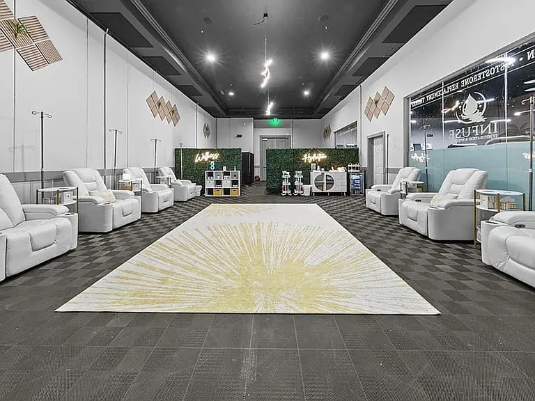 Building's Lounge