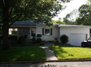 635 S 23rd St, Decatur, IL 62521