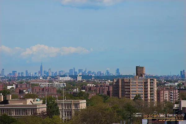 Rented by aptsandlofts.com | media 40