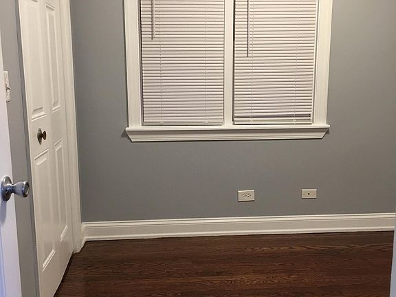 4th image of 3007 W Polk St