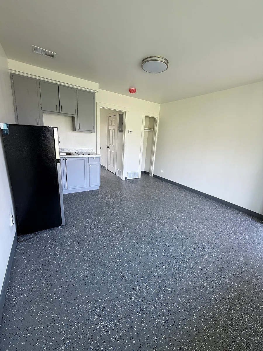 Building Photo - 8741 Elmira St #2
