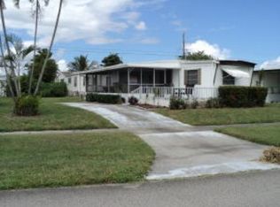 4145 Meadow View Dr, Boynton Beach, FL 33436