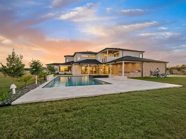 2005 High Meadow Ct, Bartonville, TX 76226