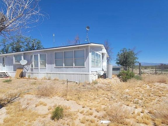 5th image of 3021 Borax Ave