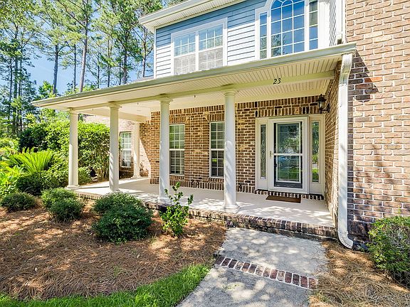 4th image of 23 Lake Heron Ct W