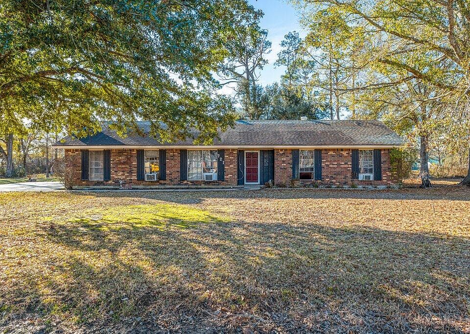 1st image of 721 Apache Dr