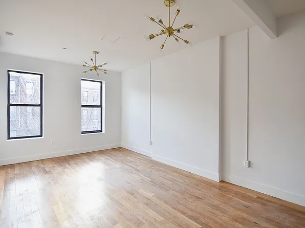 10 West 122nd Street image 3 of 10