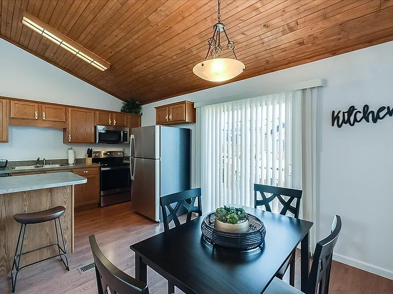 3580 Squires Woods Way — Photo 9