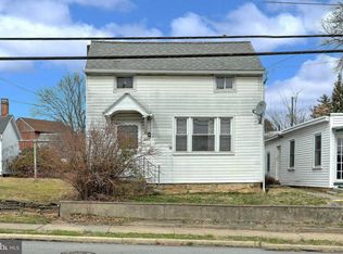 137 Maple St, Manchester, PA 17345