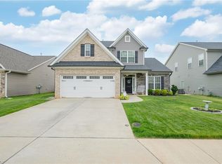 1463 Land Grove Dr, Kernersville, NC 27284