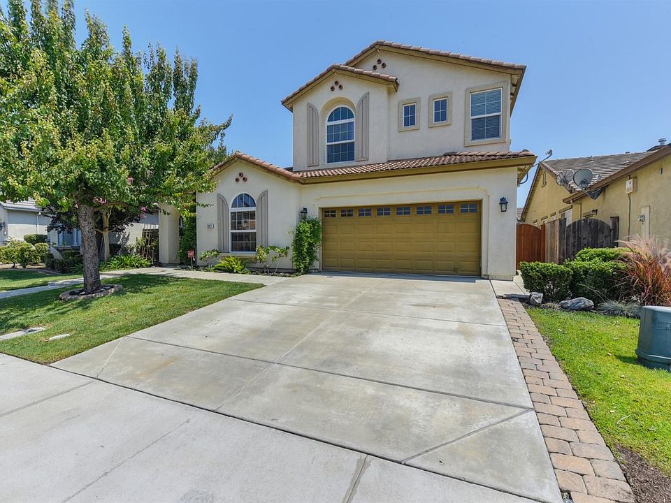 1st image of 5921 Silver Oak Cir