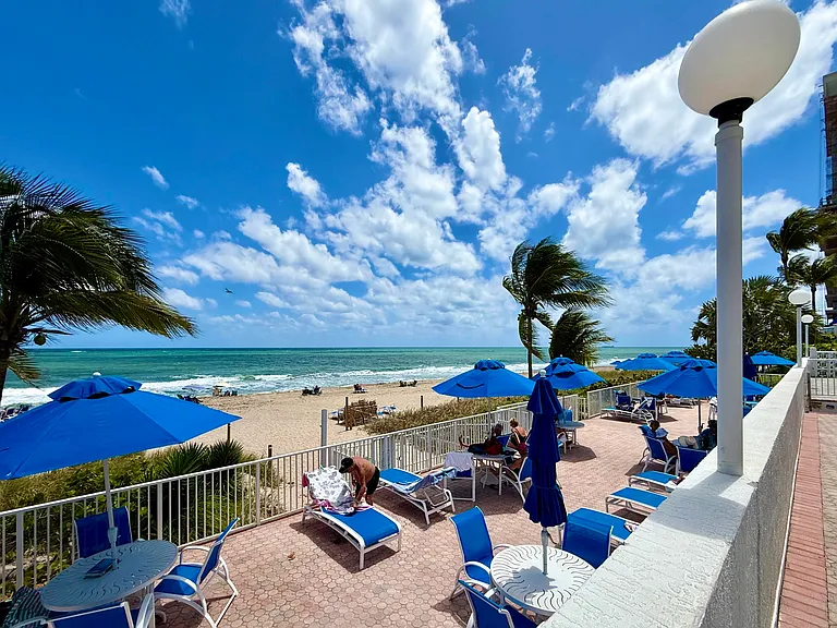 4250 Galt Ocean Dr #14T — Photo 25