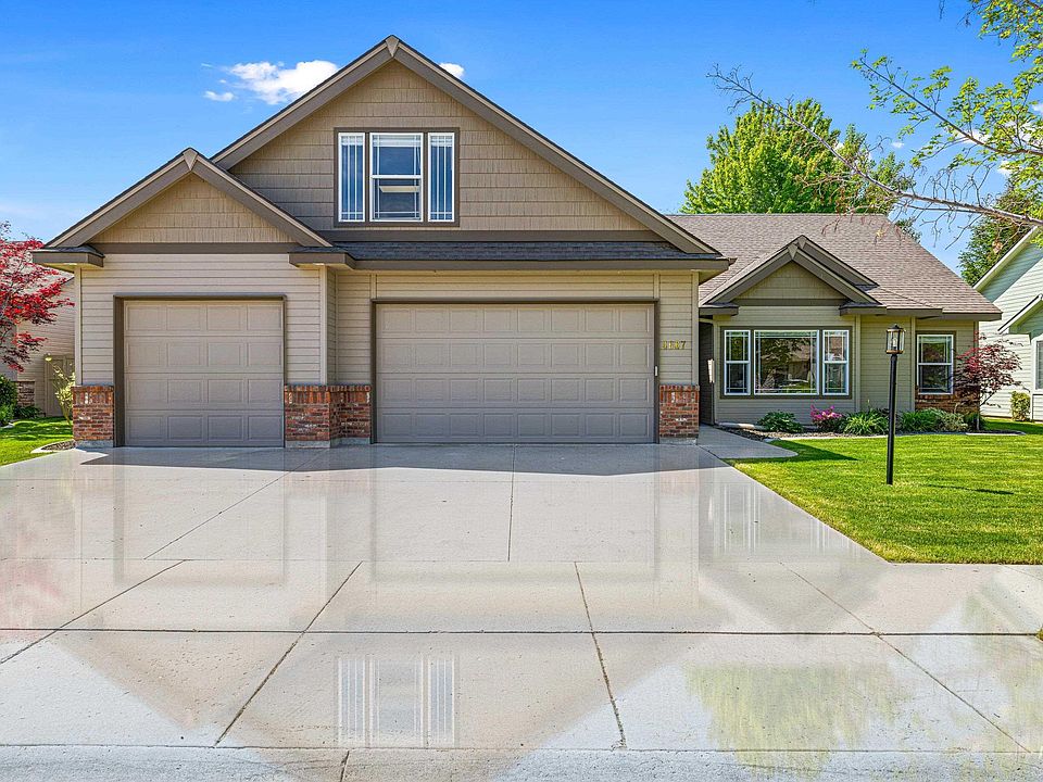 1st image of 4667 W Dawson Dr