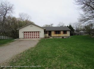 1744 S Michigan Rd, Eaton Rapids, MI 48827