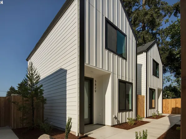5829 SE Liebe St, Portland, OR 97206